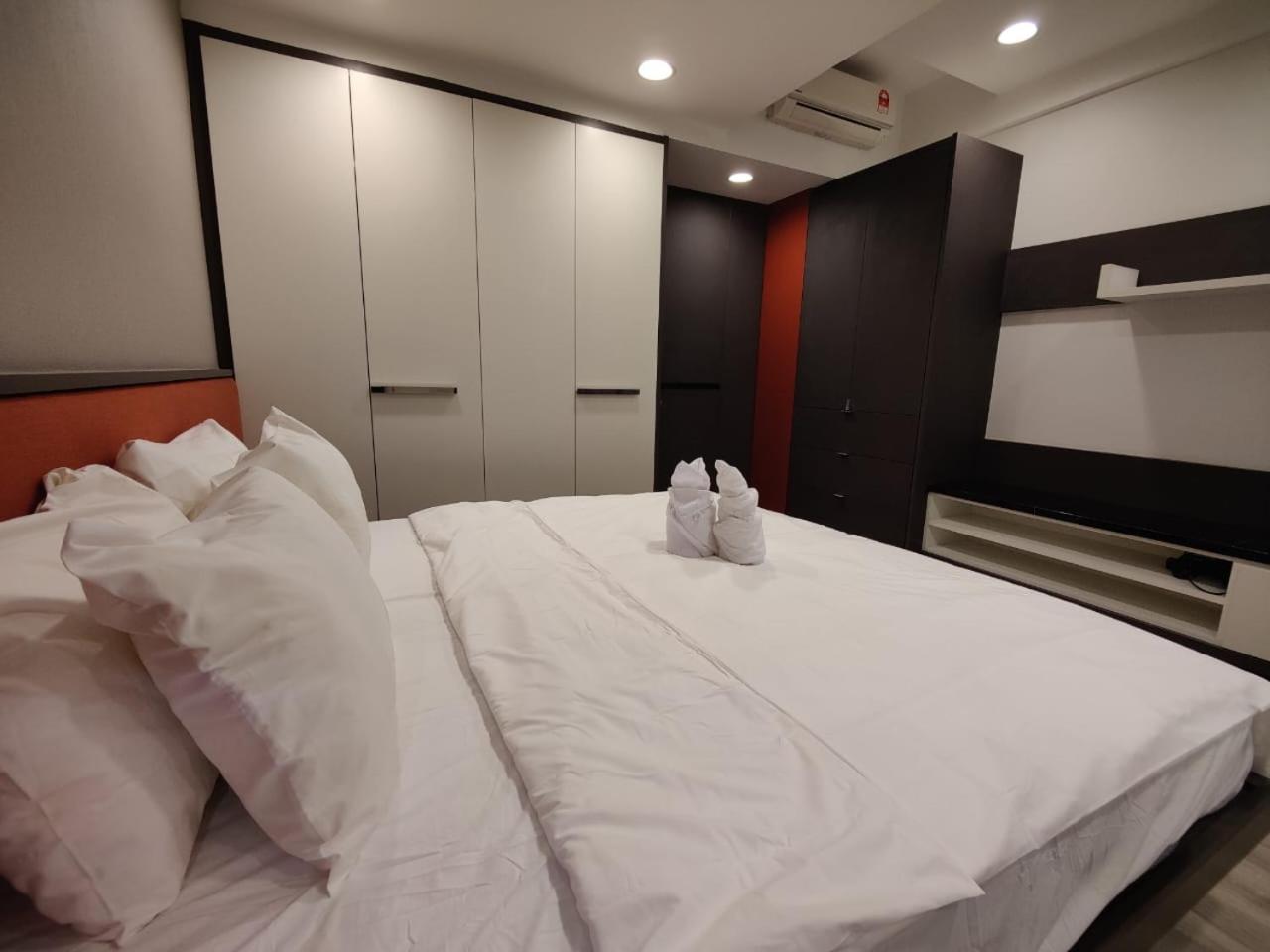 Mulberry Verve Suites Kl Mid Valley Куала-Лумпур Экстерьер фото
